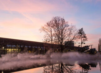 Militair Museum decor voor ReinigingsDemoDagen (video) Nationaal Militair Museum Soesterberg architectuur RDD Dagen Modulo Milieustraten Care4Circulair